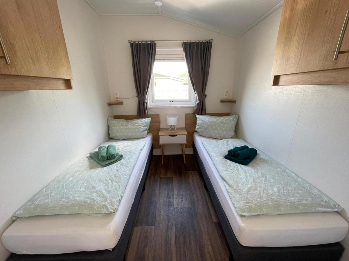 Ferienhaus Auszeit Am Guelser Moselbogen 20 In Koblenz Coblença Exterior foto
